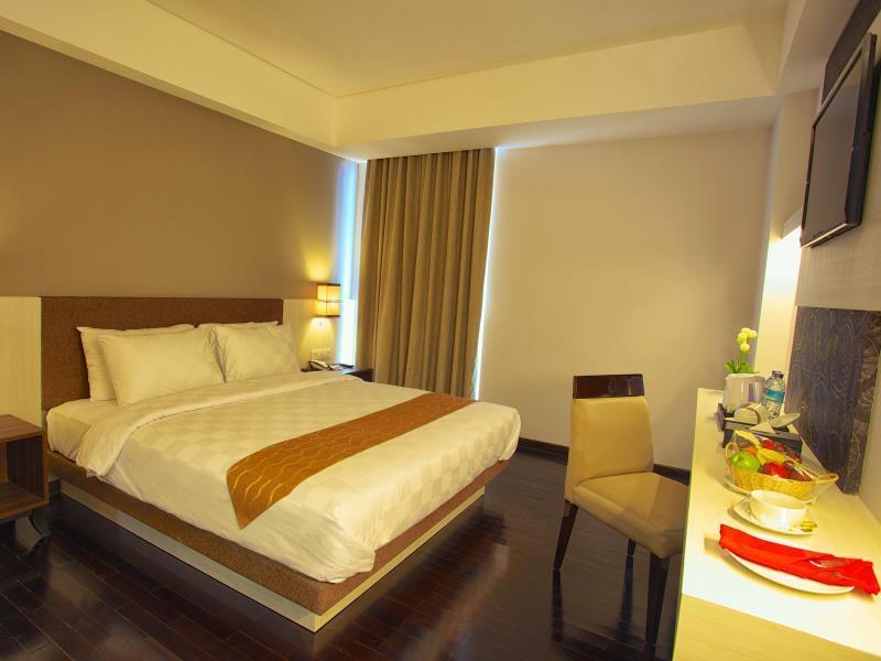 Luxury Malioboro Hotel Yogyakarta Bagian luar foto