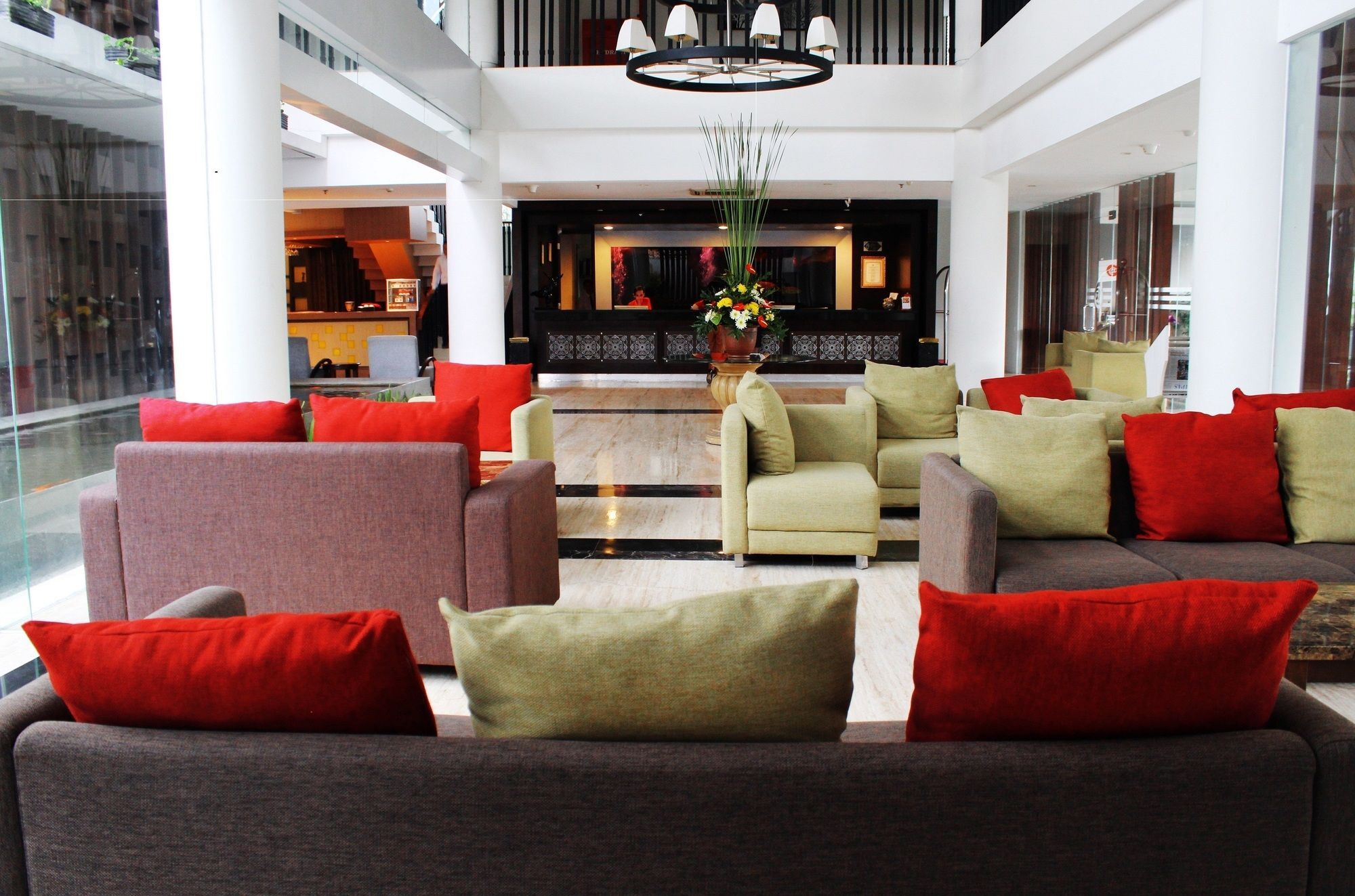 Luxury Malioboro Hotel Yogyakarta Bagian luar foto